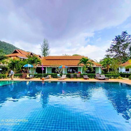 Banana Beach Resort Ko Lanta Eksteriør billede