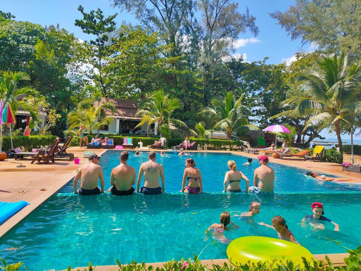 Banana Beach Resort Ko Lanta Eksteriør billede