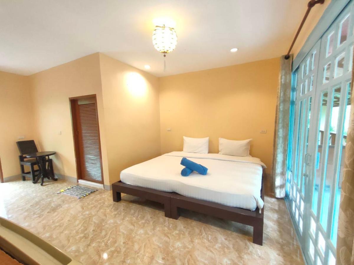 Banana Beach Resort Ko Lanta Eksteriør billede