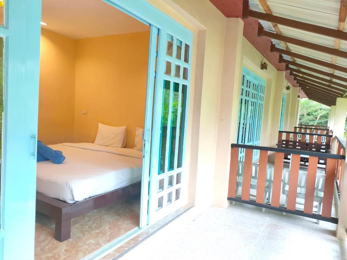 Banana Beach Resort Ko Lanta Eksteriør billede